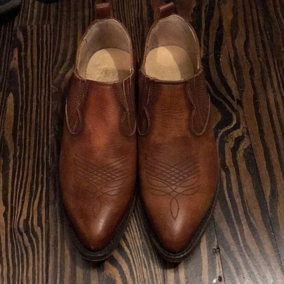 frye billy shootie cognac